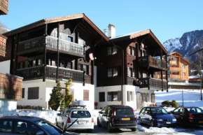 Haus Bachhüs - Wohnungen mit Balkon und Bergsicht